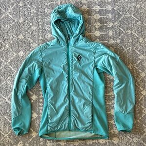 Black Diamond women’s first light hybrid